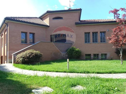 别墅  Bernareggio, 蒙萨和布里安萨省