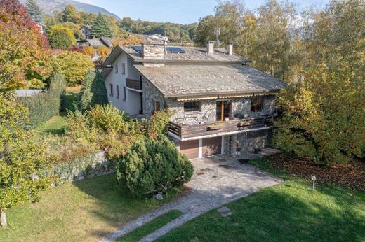 Villa in Tresivio, Provincia di Sondrio