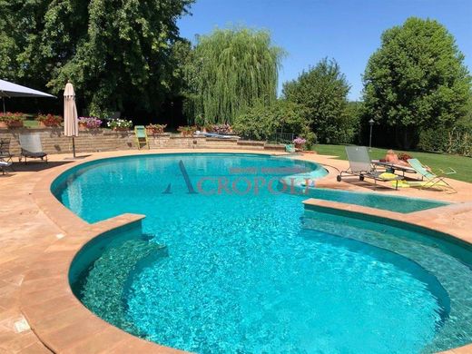 Villa a Bracciano, Roma