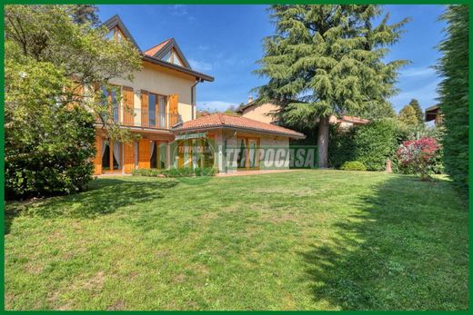 Villa in Varese, Provincia di Varese