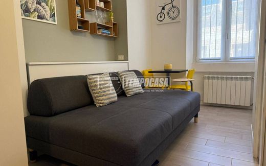 아파트 / 밀라노, Città metropolitana di Milano