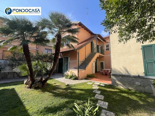 Villa in Ceriale, Provincia di Savona