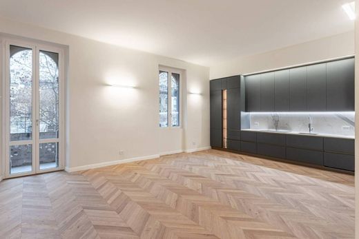 套间/公寓  米蘭, 米兰省