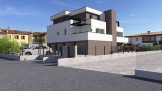 Penthouse Conegliano, Treviso ilçesinde