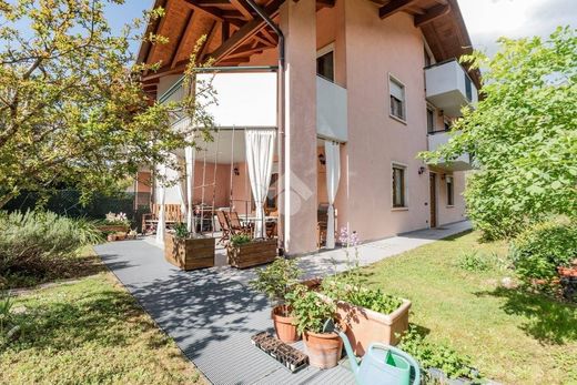 Villa in Trento, Trentino-Alto Adige