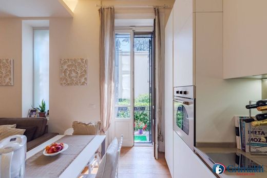 Appartamento a Milano, Lombardia