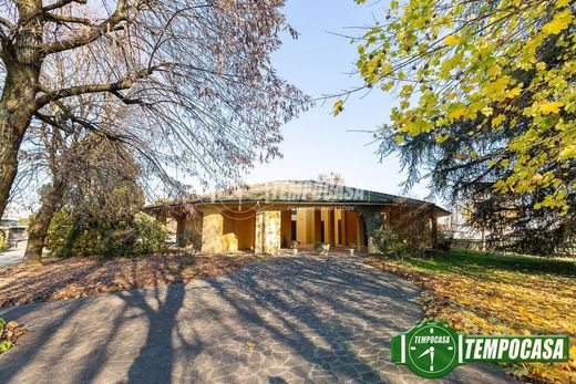 Villa in Monte Cremasco, Provincia di Cremona