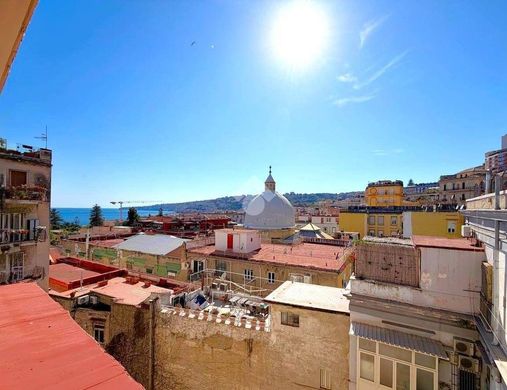 Apartament w Neapol, Napoli