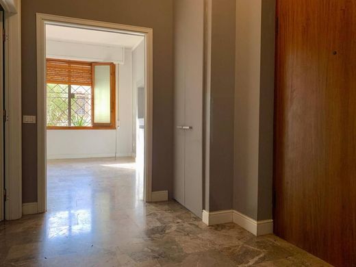 Apartment / Etagenwohnung in Florenz, Toskana