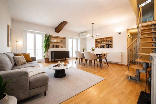 Apartment / Etagenwohnung in Mailand, Lombardei
