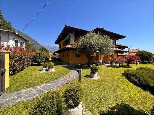 Luxury home in Gravellona Toce, Verbania