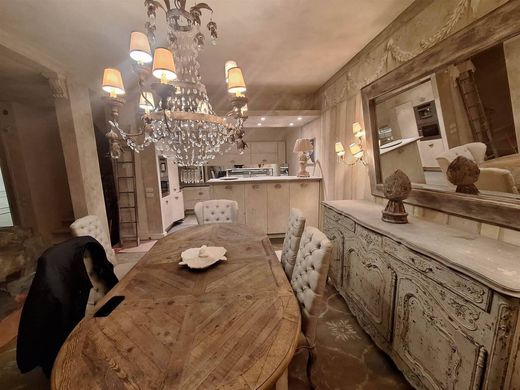 Luxe woning in Pietrasanta, Provincia di Lucca