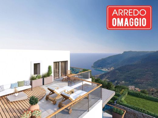 Penthouse Bergeggi, Savona ilçesinde