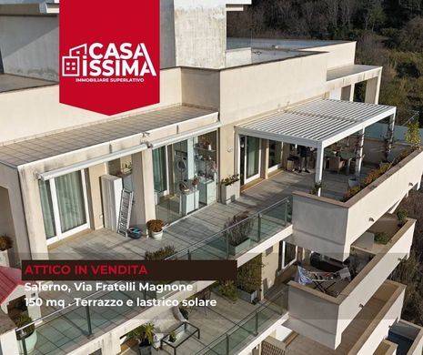 Ático en Salerno, Provincia di Salerno