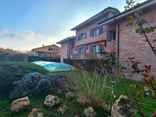 Luxury home in Ferrara, Provincia di Ferrara