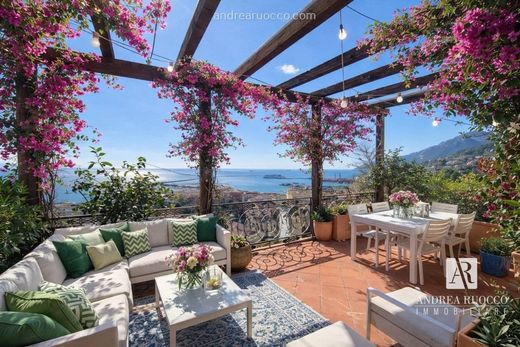 Penthouse in Salerno, Provincia di Salerno