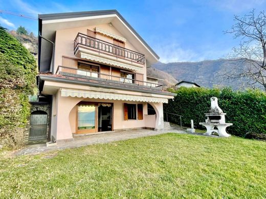 Villa in Perledo, Provincia di Lecco