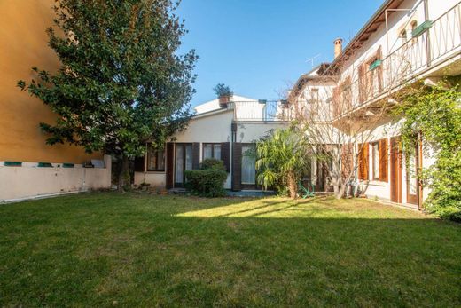Apartment in Verona, Provincia di Verona