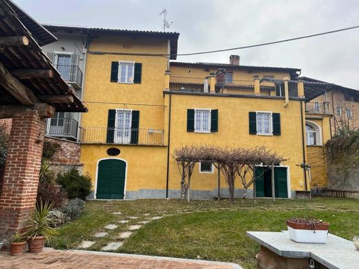 Villa a Briaglia, Cuneo