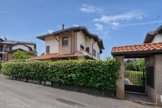 Villa - Albiate, Provincia di Monza e della Brianza