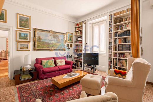 Appartamento a Milano, Lombardia