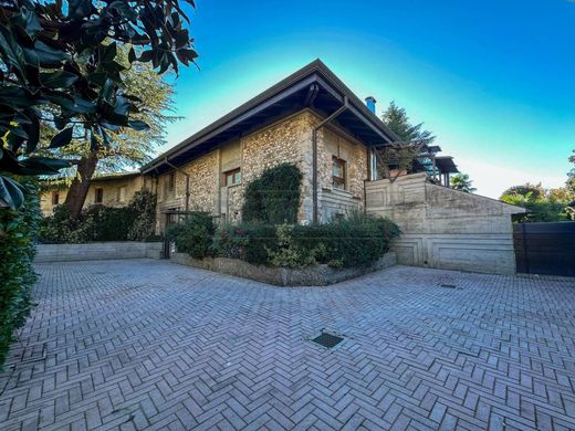 Villa en Tavagnacco, Udine