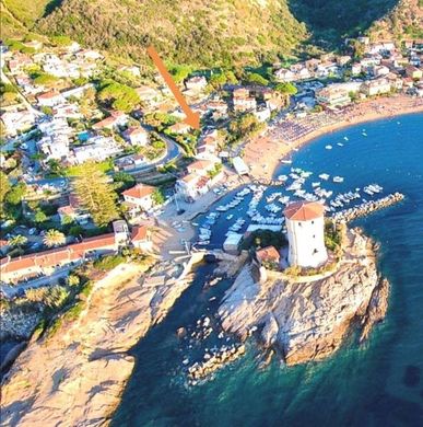 Isola del Giglio, Provincia di Grossetoのアパートメント