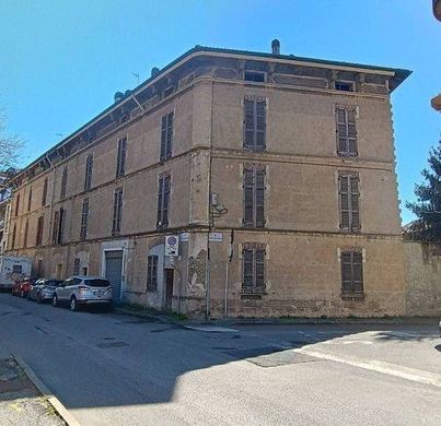 Villa a Corsico, Milano