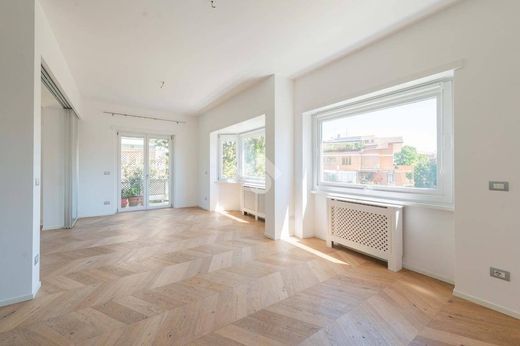 Apartment in Rome, Latium