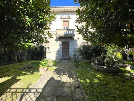 Villa en Campi Bisenzio, Florencia