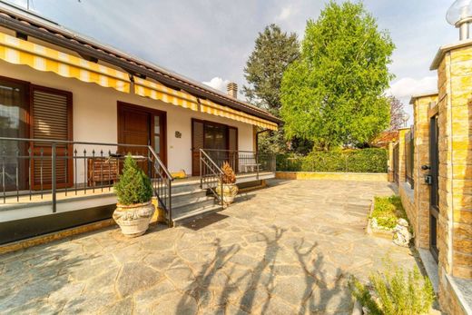 Villa in Rosta, Torino