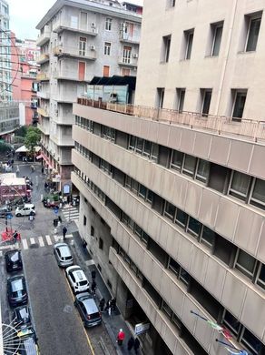 Appartamento a Napoli, Campania
