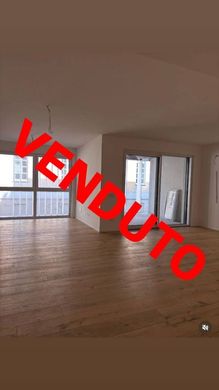 Appartement in Monza, Provincia di Monza e della Brianza