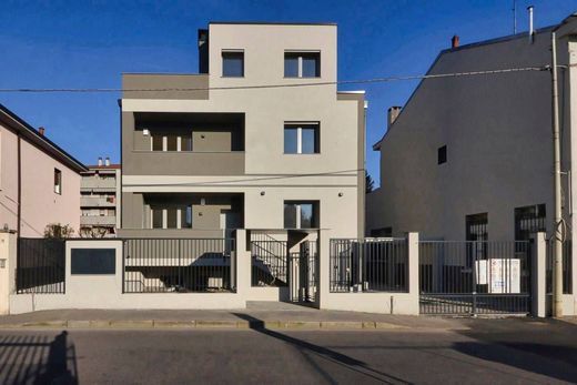 Penthouse in Paderno Dugnano, Milan