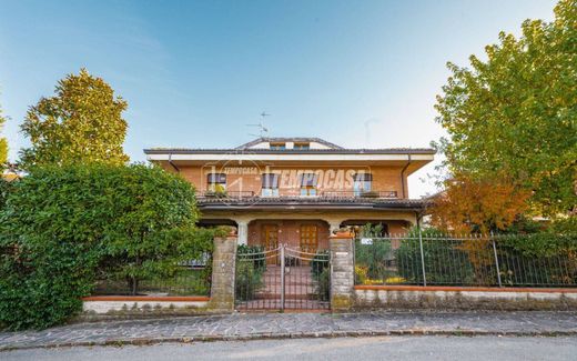Villa en Castelvetro di Modena, Módena