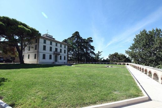 Villa en Albinea, Reggio Emilia