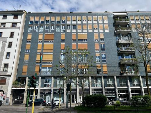 ミラノ, Città metropolitana di Milanoのアパートメント