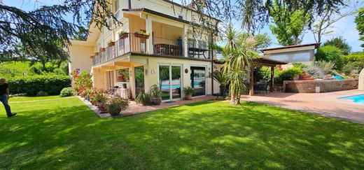 Villa - Capena, Roma