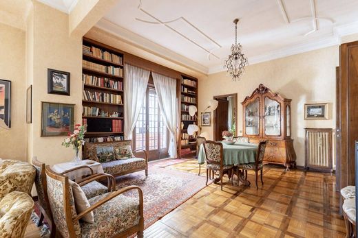 Apartment / Etagenwohnung in Rom, Latium