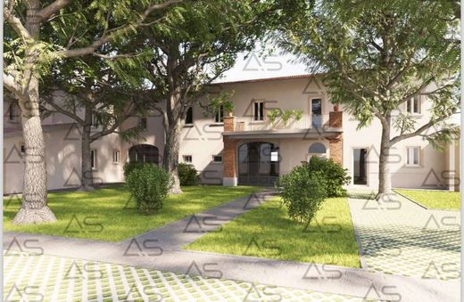 Luxury home in Prato, Provincia di Prato