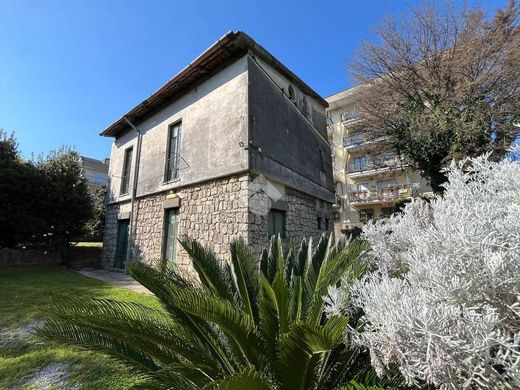 Casa di lusso a Baronissi, Salerno