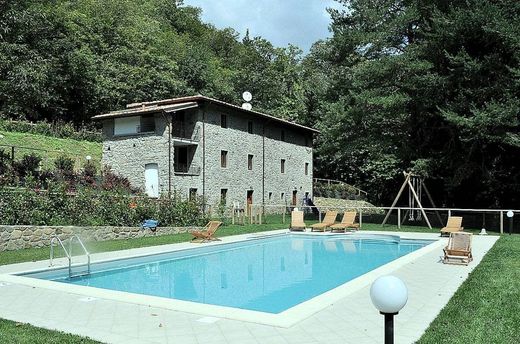 Köy evi Pescaglia, Lucca ilçesinde