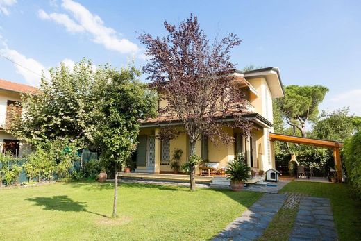 Casa de luxo - Massa, Provincia di Massa-Carrara