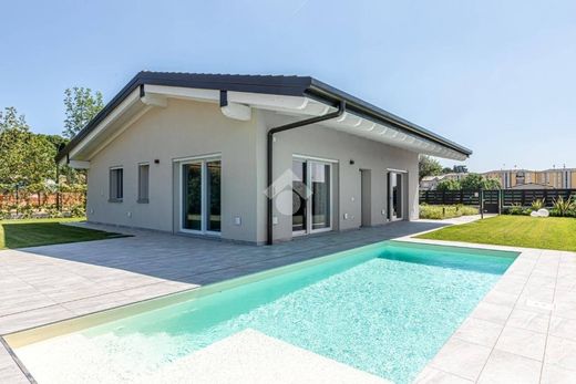 Βίλα σε Ponti sul Mincio, Provincia di Mantova