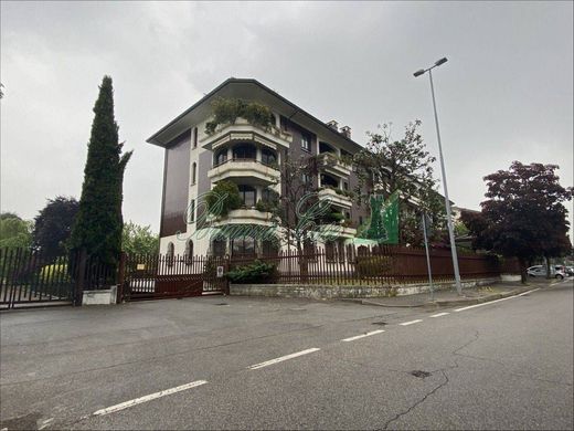 Penthouse à Agrate Brianza, Provincia di Monza e della Brianza