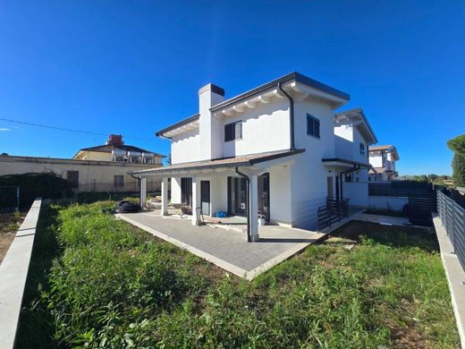 ﻓﻴﻼ ﻓﻲ Frascati, روما