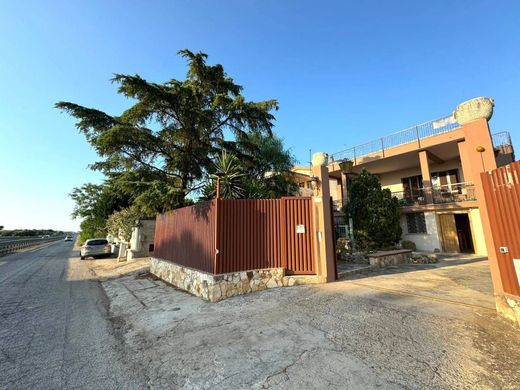 Villa in Barletta, Provincia di Barletta - Andria - Trani