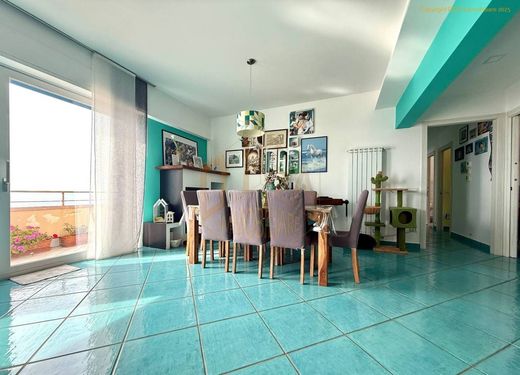 Penthouse in Massa Lubrense, Naples
