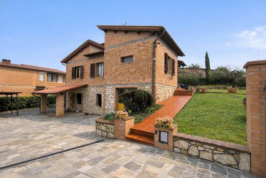 Villa in Monteriggioni, Province of Siena