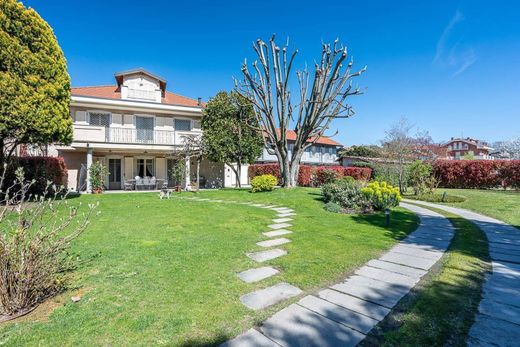 Villa in Vinovo, Turin